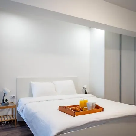 Bright In The Center Appartement